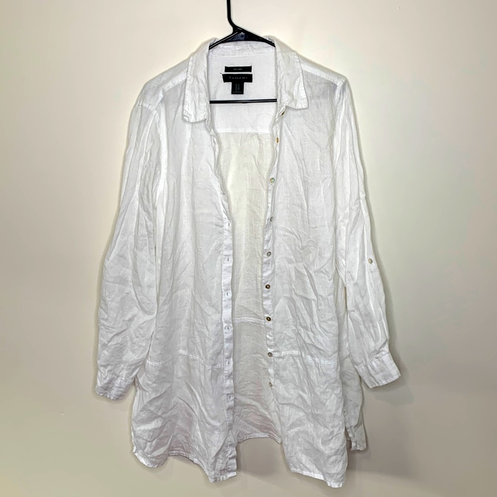 Tahari linen button up